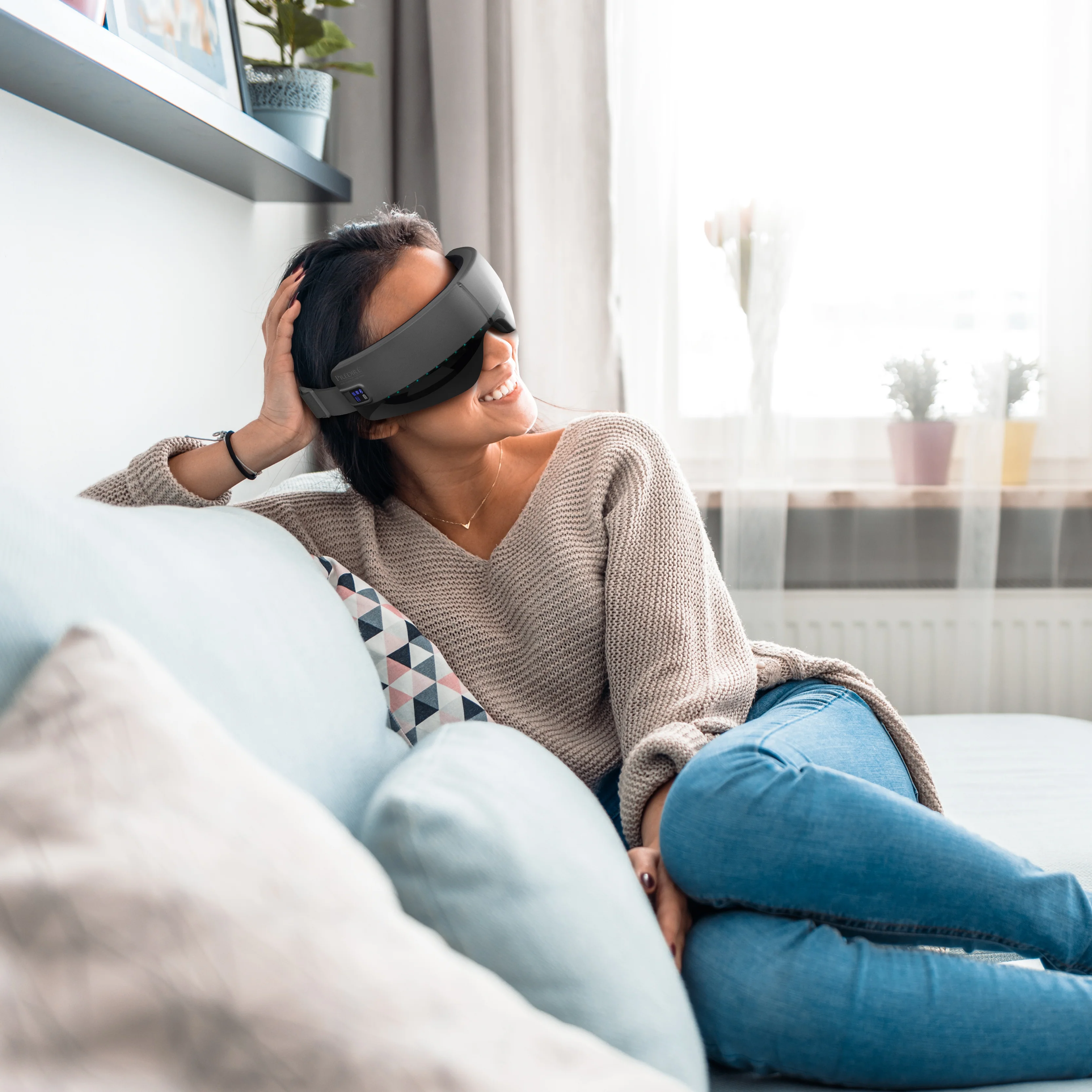 Micro-Space Pro Heat Compression Eye Massager. With AI Voice Control - Image 3